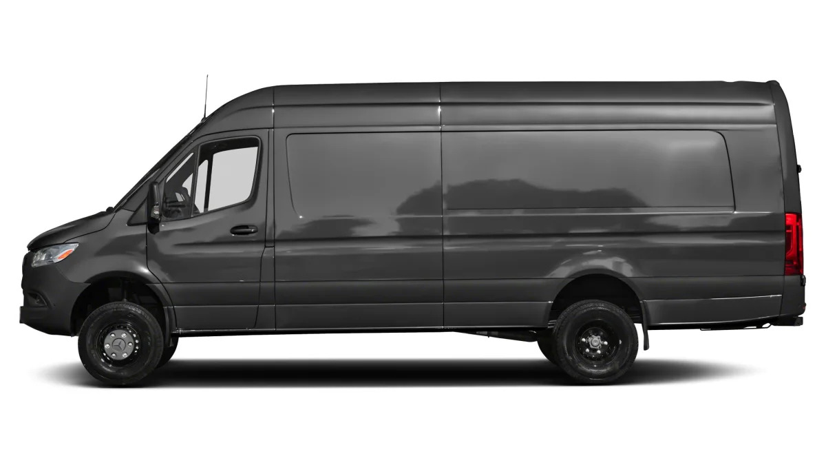 Mercedes-Benz Sprinter Side